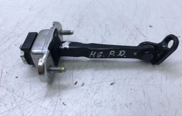 MG MG3 II Front door check strap stopper