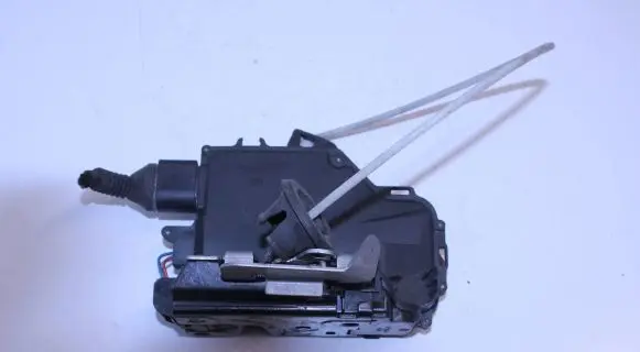 Audi A6 S6 C5 4B Rear door lock PA6630F