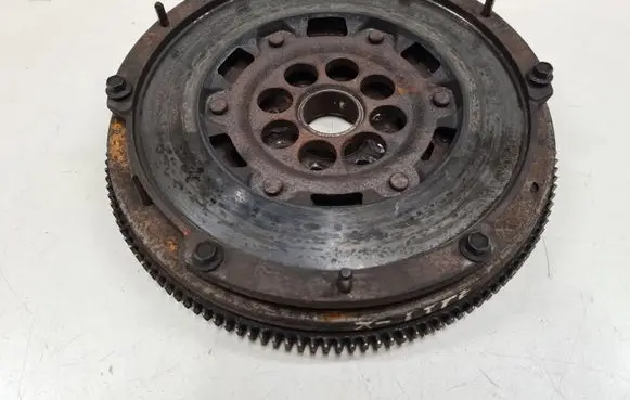 Jaguar X-Type Dual mass flywheel 