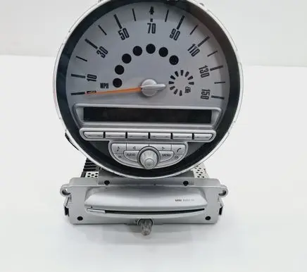 Radio/CD/DVD/GPS head unit