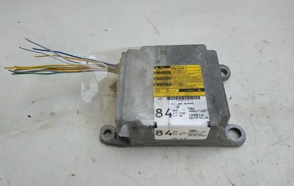 Toyota Avensis T250 Airbag control unit/module 8917005120