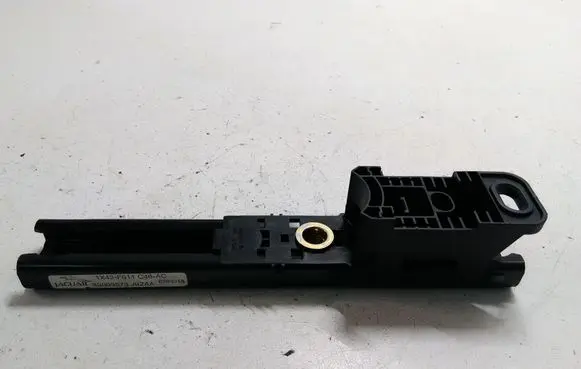 Jaguar X-Type Seat belt height adjuster 1X43F611C46AC