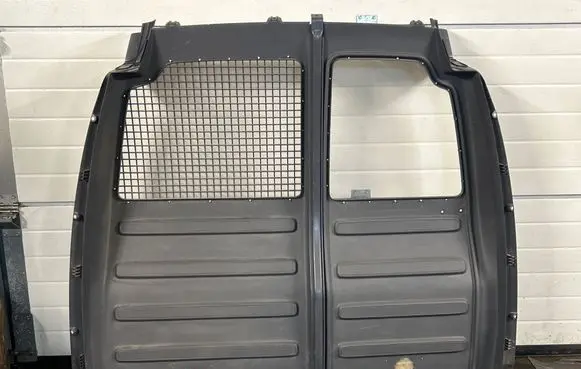 Volkswagen Caddy Trunk separation 2K2863175C 2K2863176C