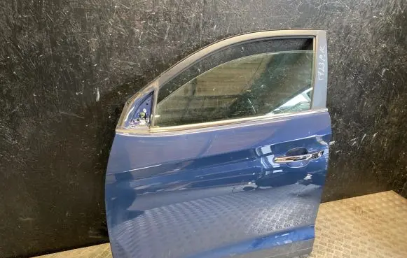 Hyundai Tucson TL Front door