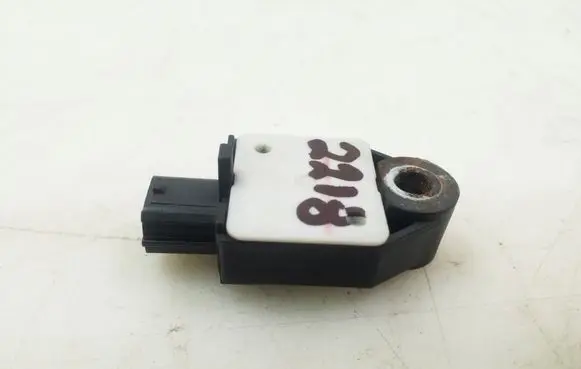 Toyota Auris 150 Airbag deployment crash/impact sensor 8917302050