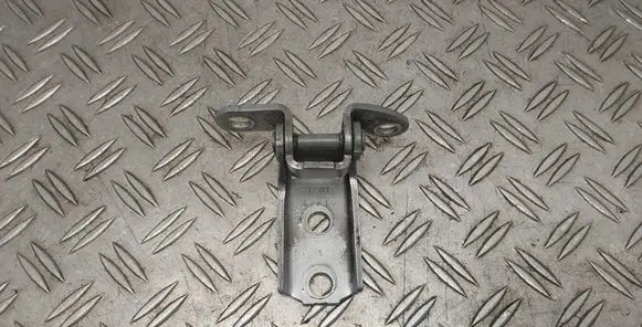 Toyota Prius+ (ZVW40) Rear door lower hinge 