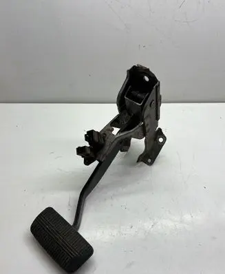 Infiniti FX Brake pedal