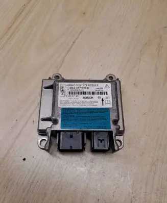 Mazda 3 I Airbag control unit/module BS4H57K30B 0285001961 6B0003873401