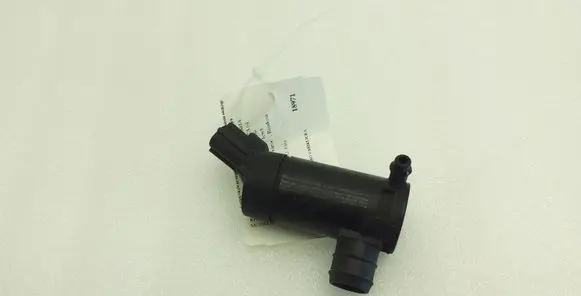 Ford Focus Windscreen/windshield washer pump 6F1317664DA
