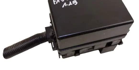Nissan Juke I F15 Fuse box set 243821KN0A