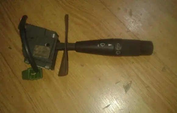 Peugeot 405 Wiper control stalk