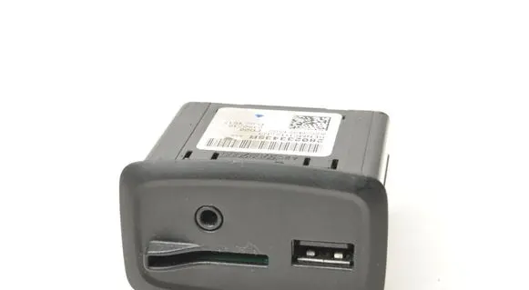 Renault Zoe USB socket connector 280233435R