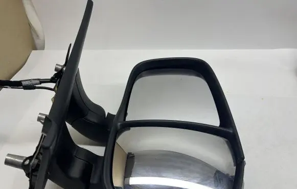 Iveco Daily 4th gen Front door electric wing mirror