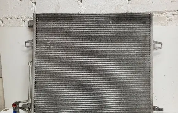 Mercedes-Benz R W251 A/C cooling radiator (condenser) A2515000054