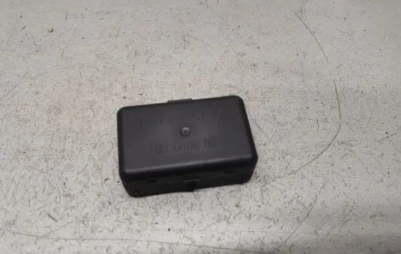 Mercedes-Benz C W203 Rain sensor 2108205710