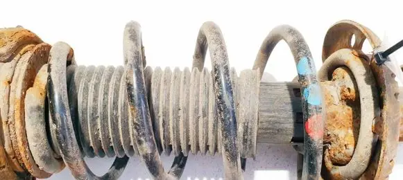 Volkswagen Polo IV 9N3 Front coil spring 