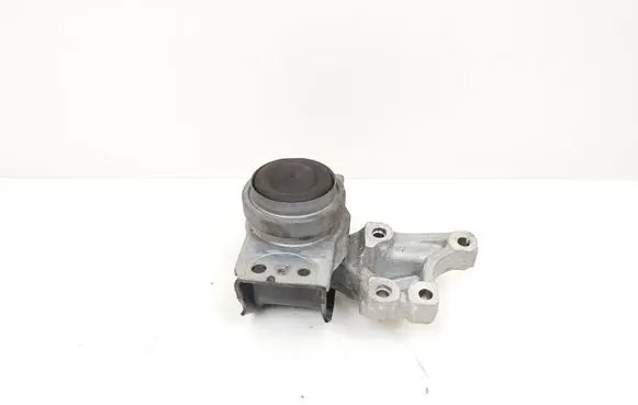 Engine mount bracket