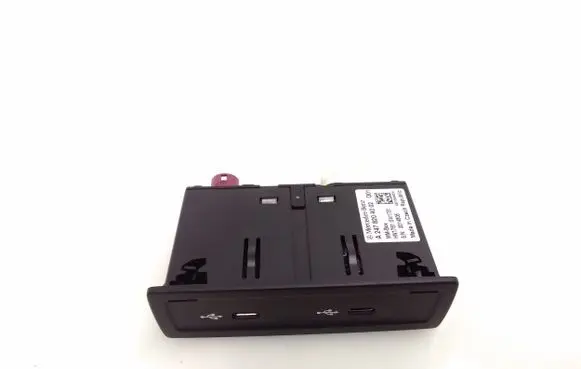 Mercedes-Benz A W177 USB socket connector A2478204002