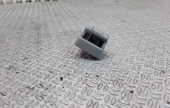 Mercedes-Benz C W203 Sun visor clip/hook/bracket 