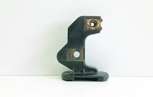 BMW 5 E39 Front bumper mounting bracket 8159361