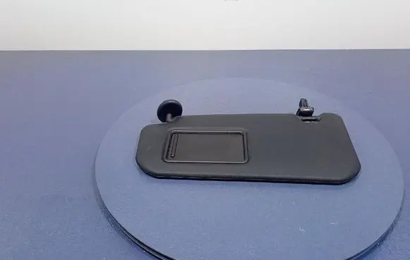 Sun visor