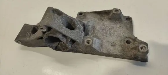Generator/alternator bracket