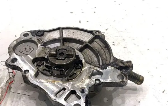 Volkswagen Crafter Vacuum pump 2645603