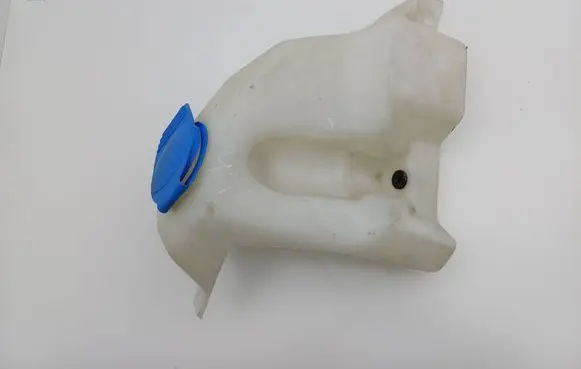 Volkswagen Polo III 6N 6N2 6NF Windshield washer fluid reservoir/tank 6N0955453C
