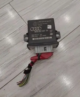 Audi A5 8T 8F Light module LCM 8K590735700