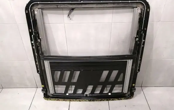 Mercedes-Benz CLS C219 Sunroof frame A2197800329