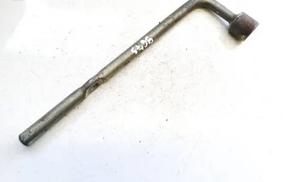 Jaguar XJ X351 Wheel nut wrench 