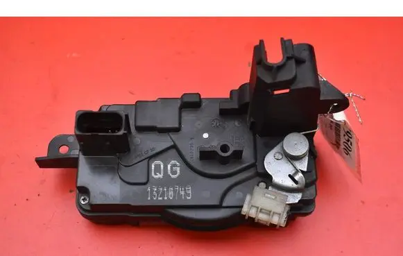 Opel Astra J Front door lock 13210749QG