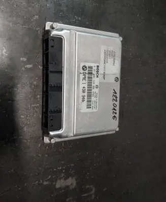 BMW 3 E46 Engine control unit/module 1430940 0261204420