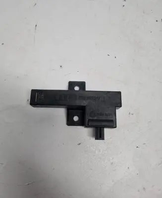 Audi A8 S8 D4 4H Keyless (KESSY) go control unit/module 8K0907247 33542221