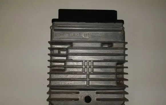 Ford Mondeo Mk III Engine control unit/module 5S7112A650LA