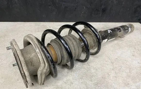 BMW 3 E90 E91 Front shock absorber with coil spring 311403 32L35A