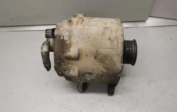 Volkswagen Touareg I Generator/alternator 059903015P