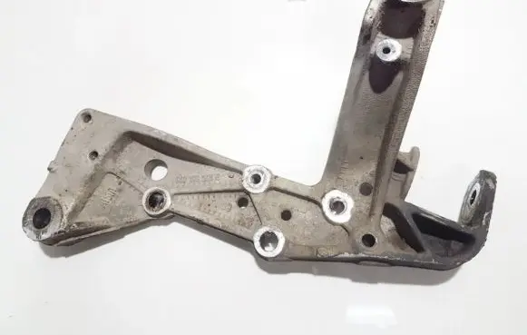 Volkswagen Touran I Front lower control arm/wishbone 1k0199295e