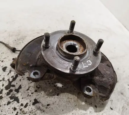 Mitsubishi Colt Front wheel hub spindle knuckle