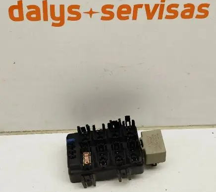 Subaru Legacy Fuse box set 86111AG000 0665005480 EM257X