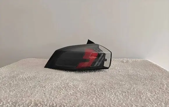Rear/tail lights