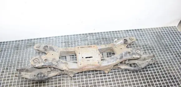 Toyota Avensis T270 Rear subframe 
