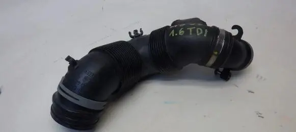 Audi A3 S3 8P Air intake hose/pipe