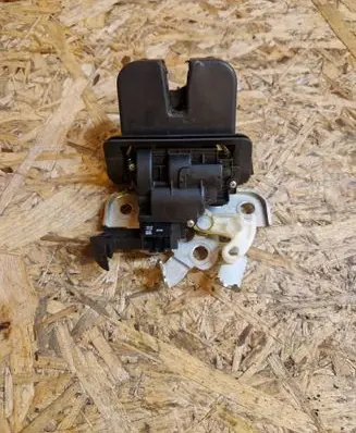 Seat Ibiza IV (6J,6P) Tailgate/trunk/boot lock/catch/latch