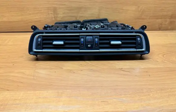 BMW 7 F01 F02 F03 F04 Dash center air vent grill 9115859 6422 65040076