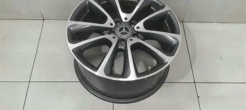 Mercedes-Benz E W213 R18 alloy rim A2134010400
