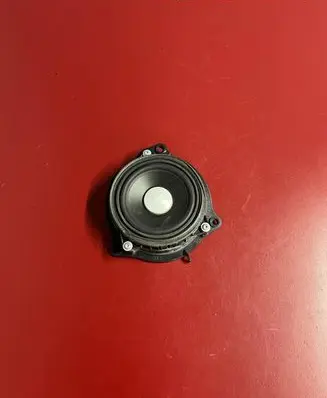 BMW X1 F48 F49 Front door speaker 9364956