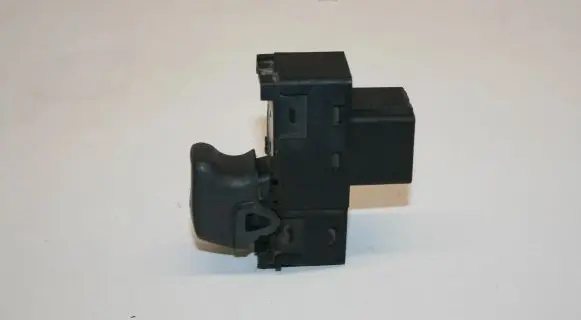 Volvo V70 Electric window control switch 9472275 01W223