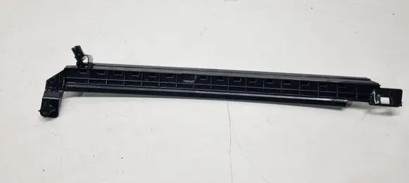 Audi Q4 Sportback e-tron Rear door windshield rail 89A839067
