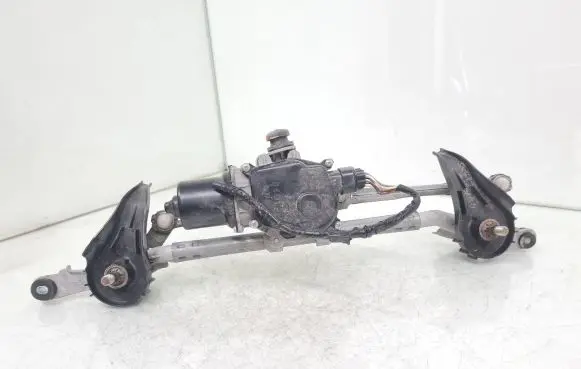 Mazda CX-3 Front wiper linkage and motor D09L6737X K6217